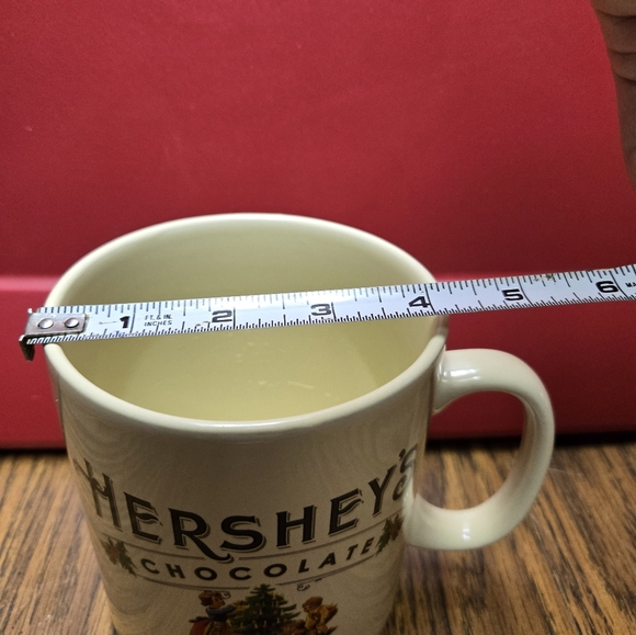 XL Hershey's Ceramic Hot Chocolate Mug. - Picture 3 of 4